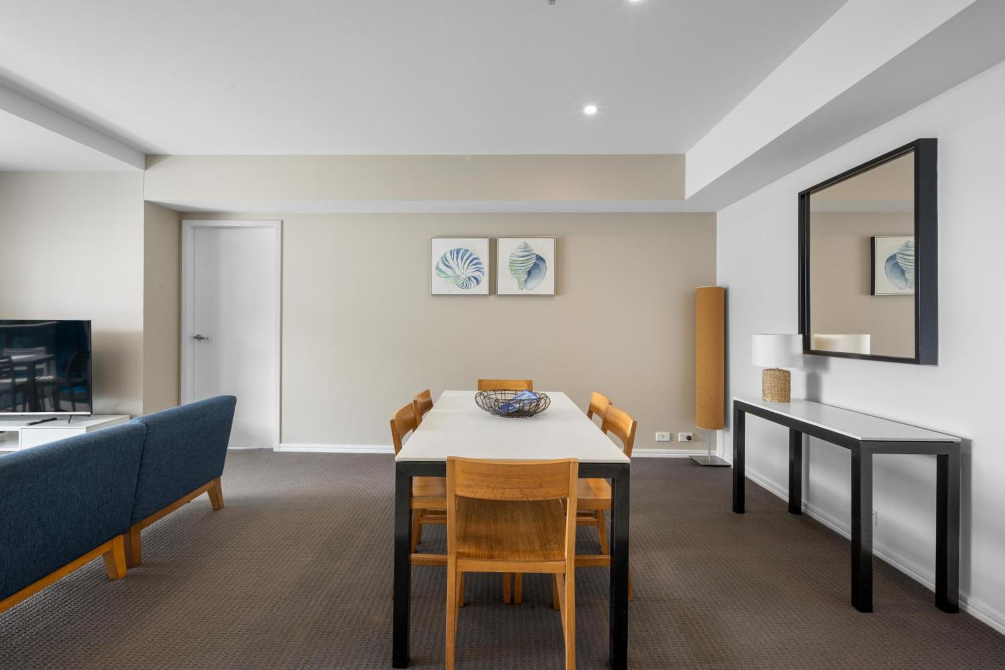 H-Residences Private Apartments - Hosted By Coastal Letting Голд-Кост Екстер'єр фото